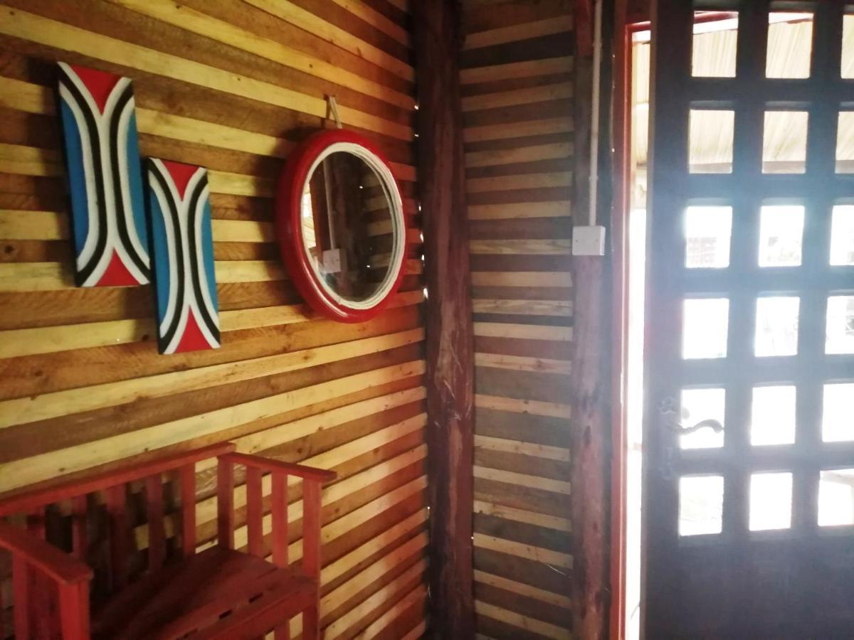 Murchison Backpackers Masindi Kültér fotó