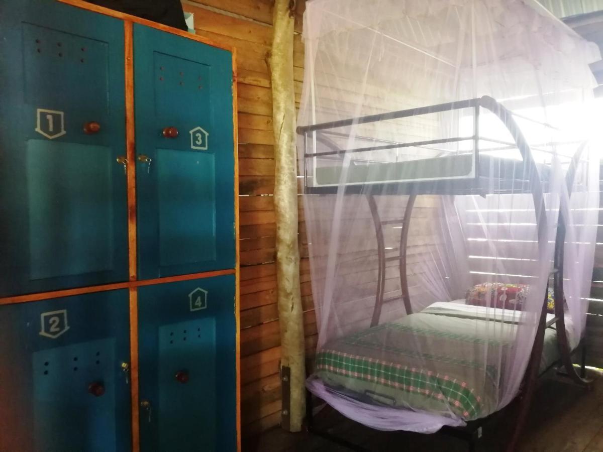 Murchison Backpackers Masindi Kültér fotó