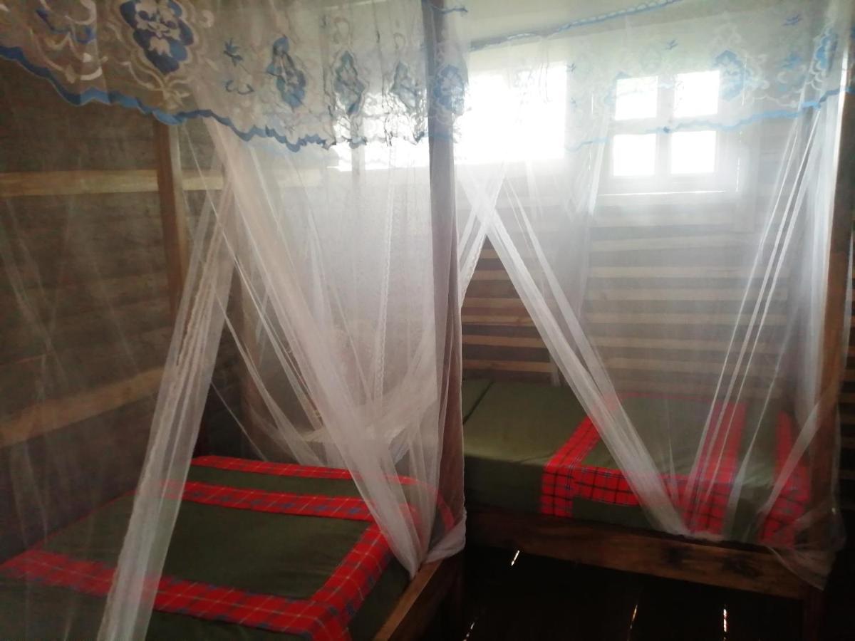 Murchison Backpackers Masindi Kültér fotó