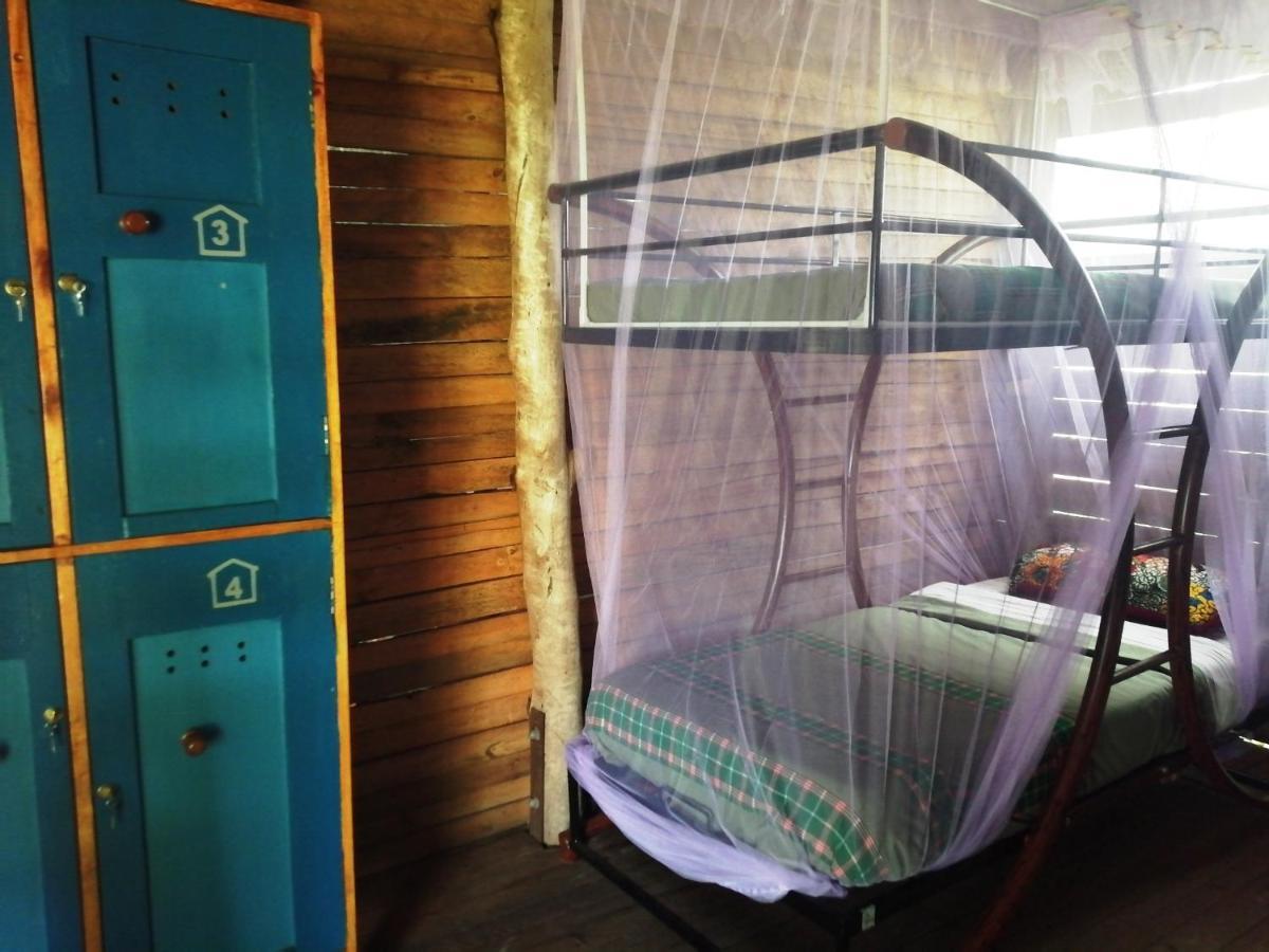 Murchison Backpackers Masindi Kültér fotó