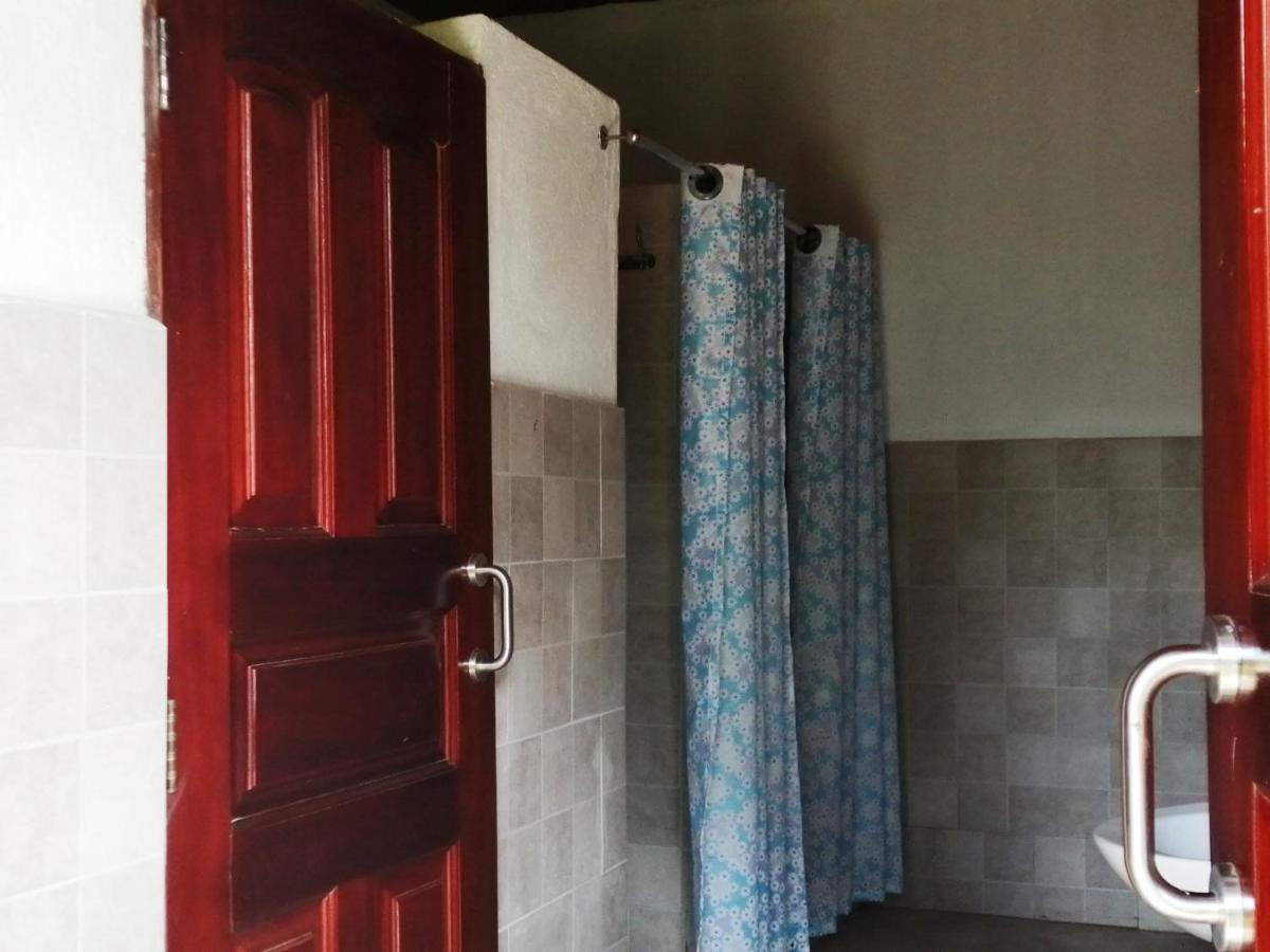 Murchison Backpackers Masindi Kültér fotó
